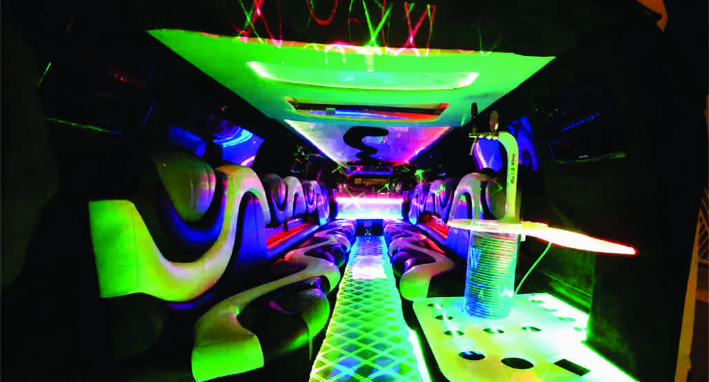 Aluguel de limousine branca